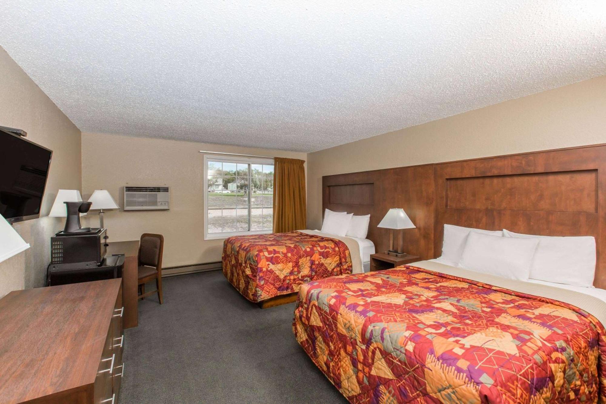 Days Inn by Wyndham Pierre Exterior foto